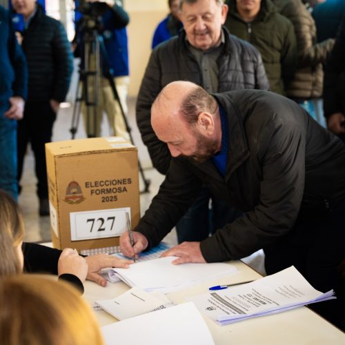 Con más de un 60% de participación se cerró la votación en Formosa y se esperan los resultados después de las 21