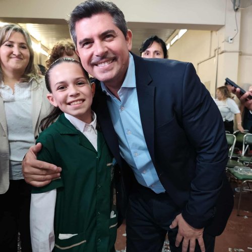 La ministra de educación Silvia Fuentes, declaro sobre la entrega de computadoras en 9 de Julio