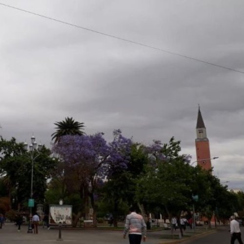 Tras un sábado sofocante, llega un alivio temporario y vientos fuertes