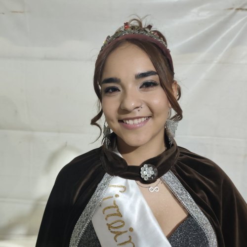 La bella Alma Santana, fue electa como la nueva Virreina de los cosechadores de todo San Juan
