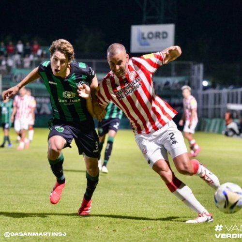 Los pocos que fueron al Hilario molestos con el DT le queda poco crédito a Martos