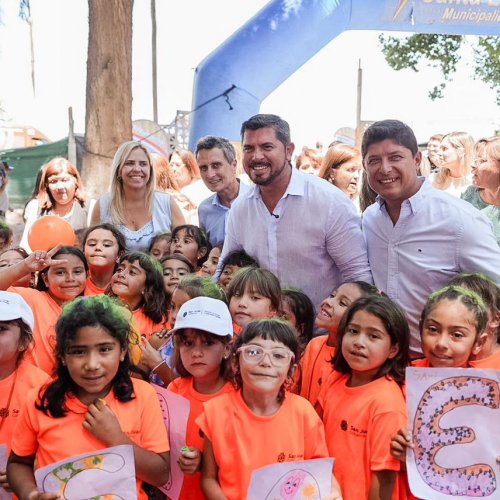 El gobernador Marcelo Orrego festeja  su cumpleaños en la colonia de Santa Lucia