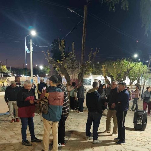 Vecinos de 25 de Mayo se unieron en un reclamo por el exceso en el monto de la boleta de energía eléctrica