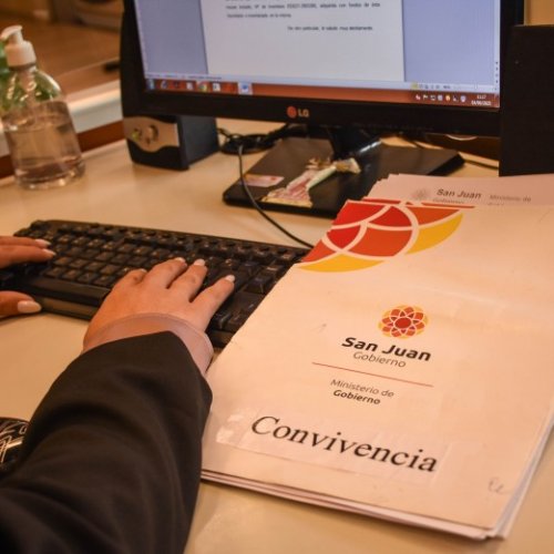 Gobierno informó cómo tramitar declaraciones juradas de Residencia, Convivencia y Supervivencia