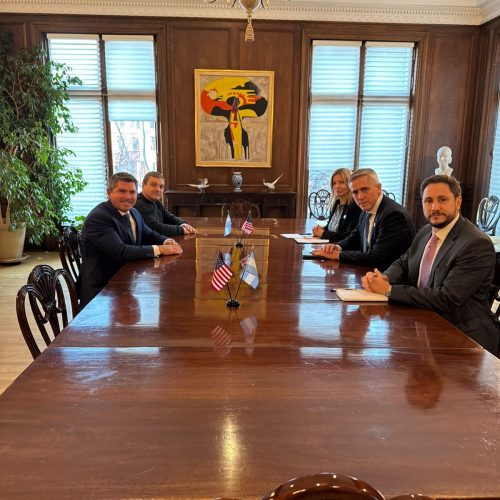 Orrego busca un lugar para San Juan en el mercado estadounidense