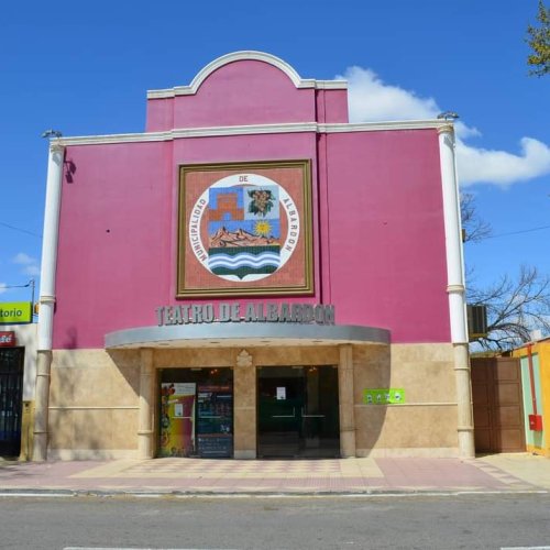 Música y Danza en el Cine Teatro Albardón