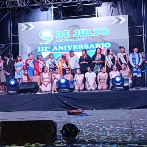 9 de Julio celebró su cumpleaños con una gran fiesta en Plaza Independencia