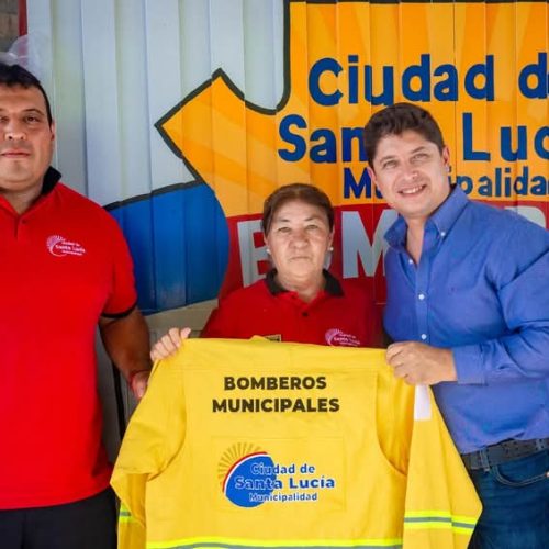 Santa Lucía celebró los 14 años del cuartel de Bomberos Municipales