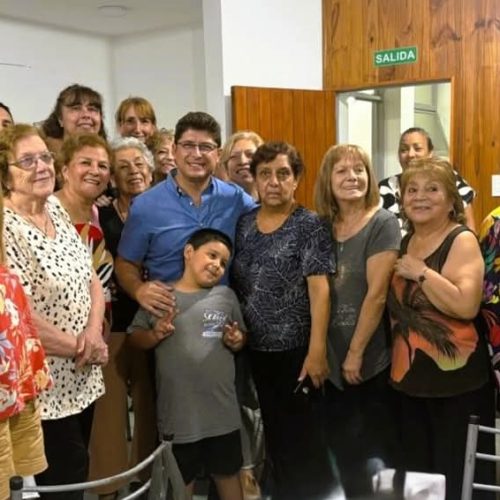 Juan José Orrego visitó la Unión Vecinal del barrio José María Cortez: “Fue mi segunda casa durante la infancia”