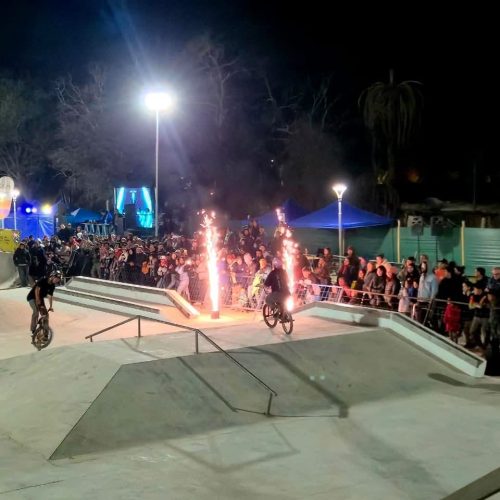 Ullum presentó su primer skatepark