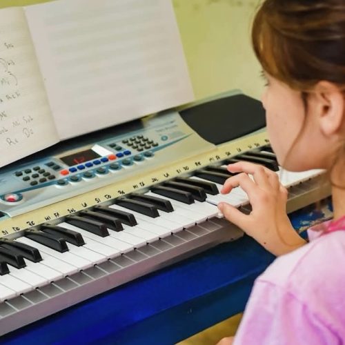 Clases gratuitas de teclado en Santa Lucía
