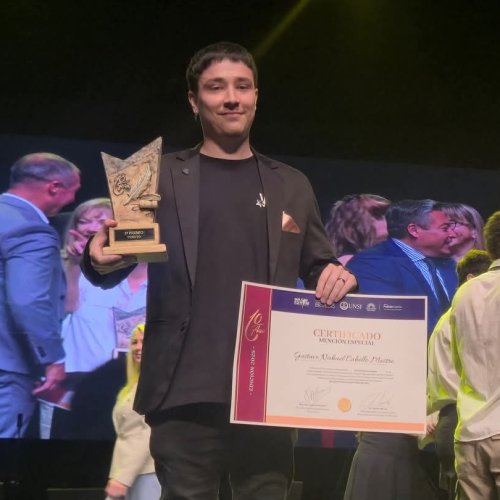 Nahuel Cabello un joven escritor de Ullúm, obtuvo el primer lugar en la 10.ª edición de “San Juan Escribe”