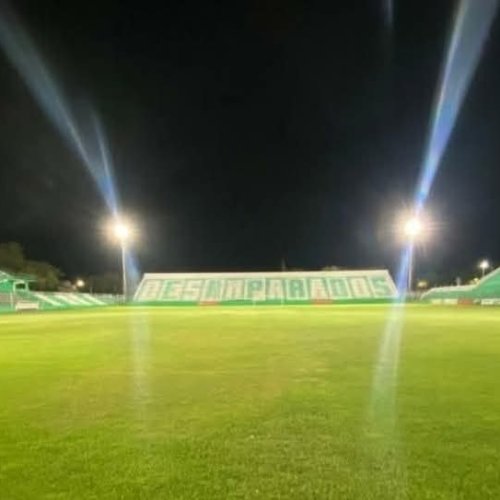 Una promesa cumplida y un estadio renovado: Desamparados prende las luces del cambio