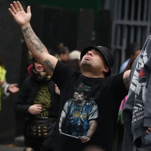 Emotiva despedida a El Indio Solari: una multitud lo homenajeó en Avellaneda