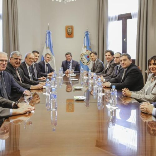 El gobernador Orrego recibió a la cúpula de la empresa minera Lundin