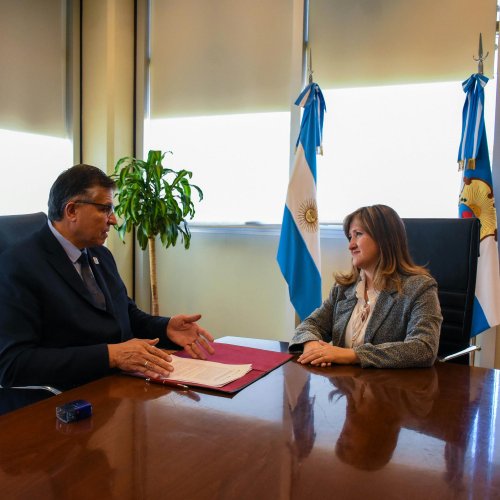 Educación y Seguridad firman convenio de colaboración