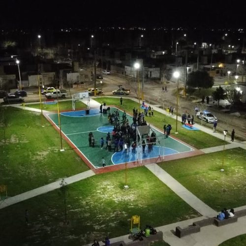 Se inauguró un nuevo polideportivo en Santa Lucía, un espacio clave para las familias
