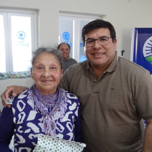 Tarde con adultos mayores de 9 de Julio