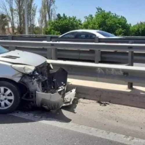 Una joven se descompensó y chocó contra el guardarraíl de la Av.circunvalación