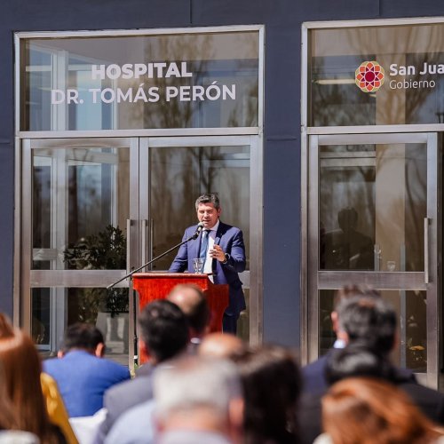 El gobernador puso en funcionamiento el Hospital Tomás Perón, en Iglesia