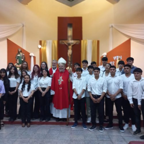 Jóvenes del departamento recibieron el sacramento de la Confirmación