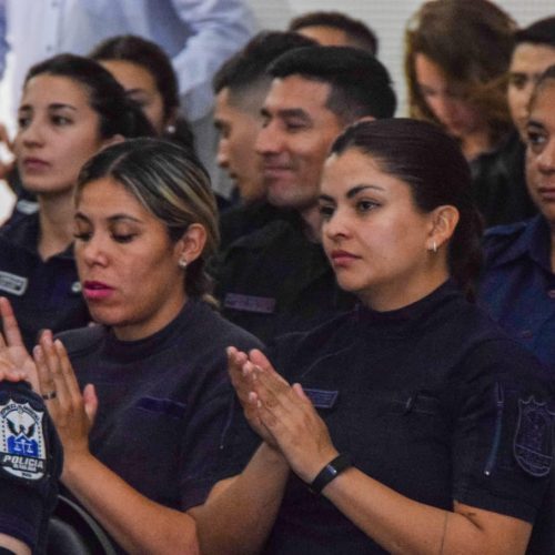 Capacitación a la Policía en turismo para mejorar la atención a los visitantes