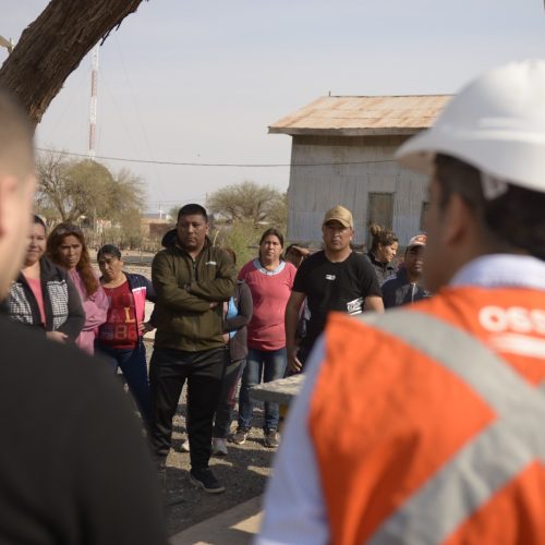 Obras Sanitarias asiste a las familias de Bermejo, Caucete