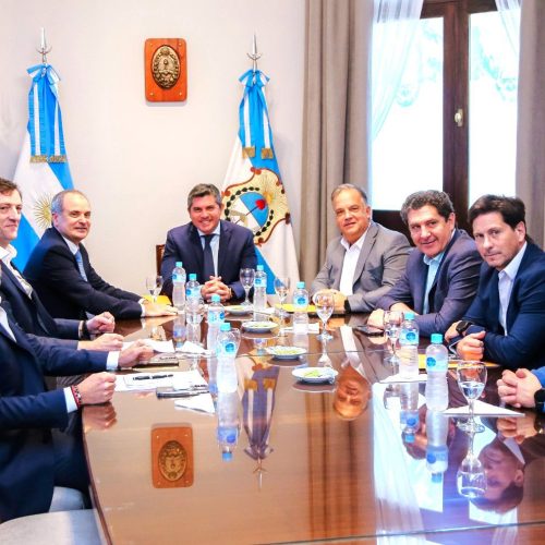 El gobernador Marcelo Orrego anunció la construcción de una nueva planta solar en San Juan