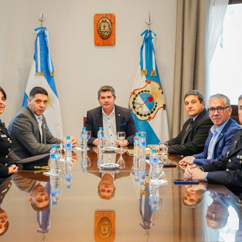 El gobernador Orrego puso en funciones a la subjefe de Policía y al nuevo director de SPP