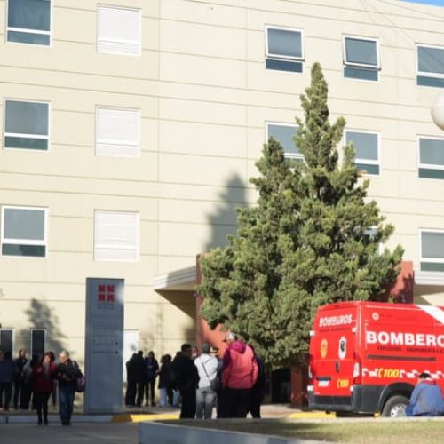 Por la amenaza de bomba en el Hospital Rawson, detuvieron a una bioquímica residente