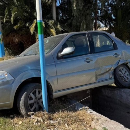 En Albardón, un choque entre dos autos dejó un niño hospitalizado