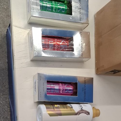 Una mujer robó artículos de perfumería de un supermercado y fue aprehendida