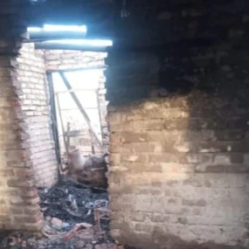 Se les incendió la casa en Santa Lucía y piden ayuda