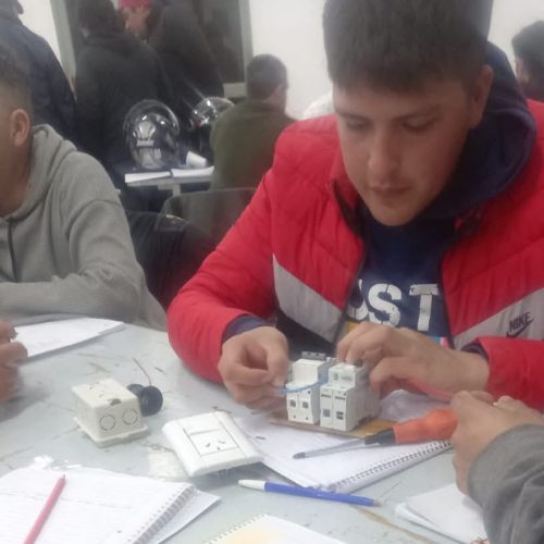 Capacitación en Instalaciones Eléctricas: Convenio entre la UNSJ y la Municipalidad de Albardón
