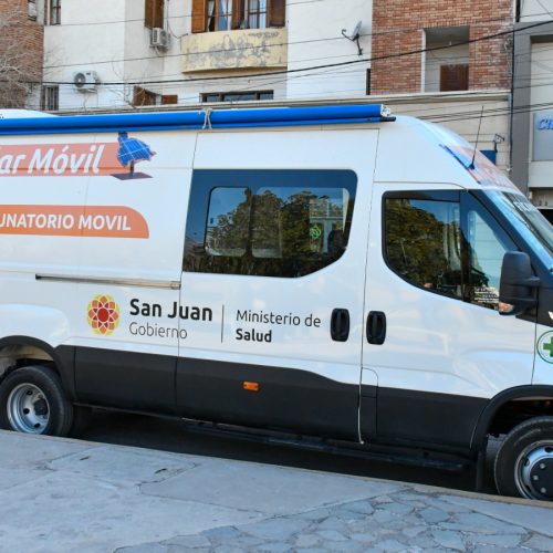 Salud brinda el cronograma de vacunación en las plazas