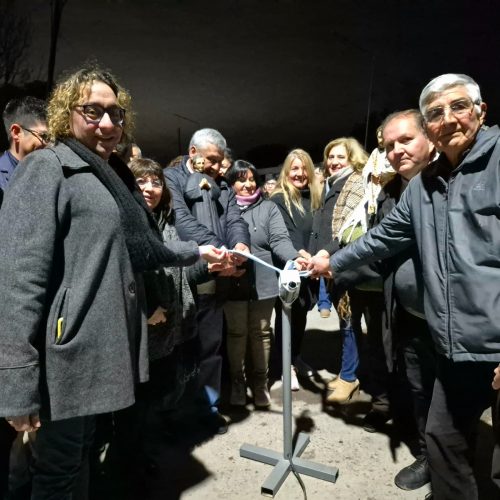 Villa Hilario Elorza cuenta con nuevo alumbrado público y veredas