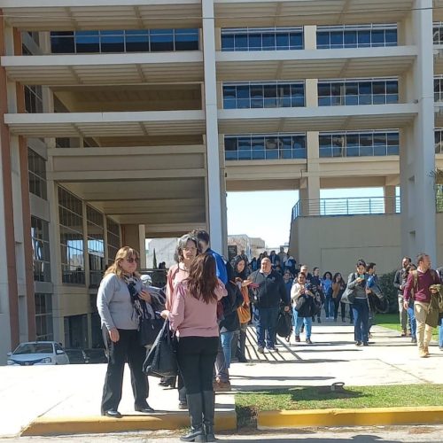 La madre del menor que hizo la amenaza de bomba al Centro Cívico, lo llevó a la comisaría