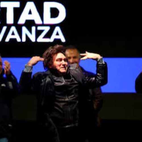 Javier y Karina Milei irán al búnker de La Libertad Avanza en La Plata para recibir los resultados