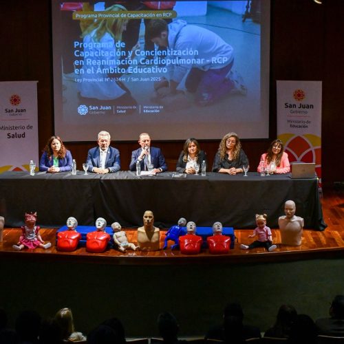 San Juan implementa la capacitación de RCP en las escuelas secundarias