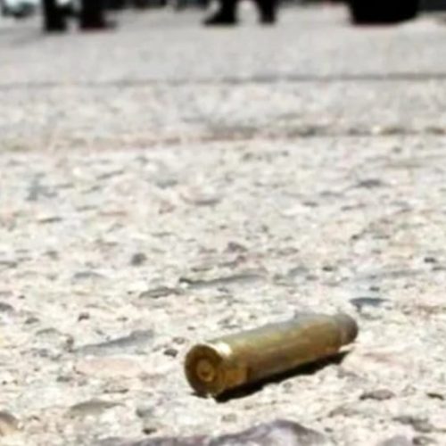 Un policía lucha por su vida tras ser baleado en medio de una discusión con un menor