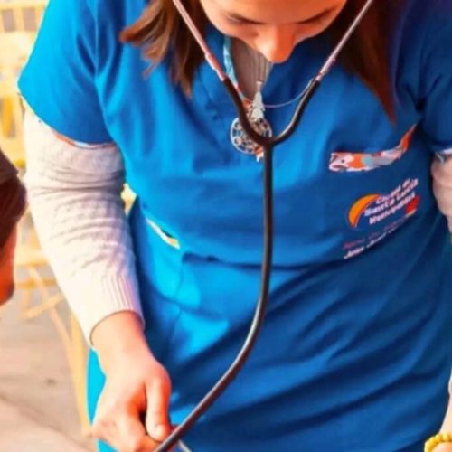 En el mes rosa continuamos con los operativos de salud en Santa Lucía