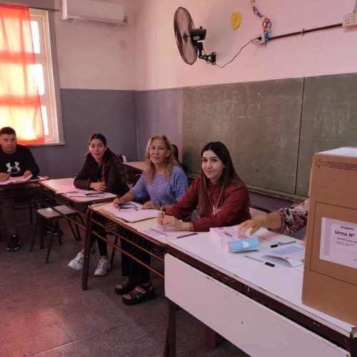 Debut de la boleta única de papel: autoridades de mesa y fiscales de 9 de Julio acompañan una jornada cívica ejemplar