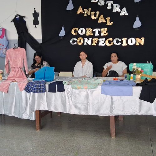 Muestra anual de trabajos prácticos: Escuela de Capacitación Laboral Jorge Humberto Yacante