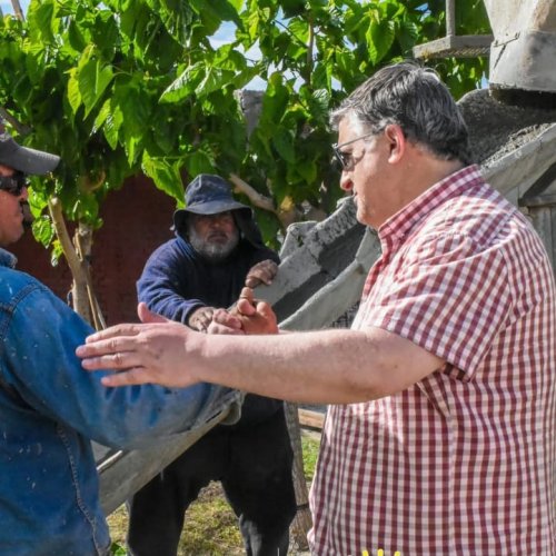 Reconocimiento al trabajo municipal: Jalife abonará un bono navideño