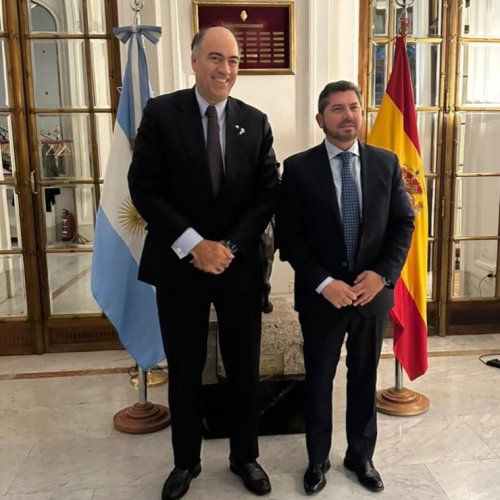 Reunión estratégica en Madrid: Orrego y el embajador Bunge trazaron líneas de trabajo para potenciar inversiones en San Juan