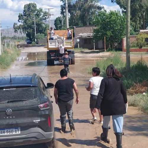 La Municipalidad de Ullum acompañó y asistió a las familias afectadas por las lluvias