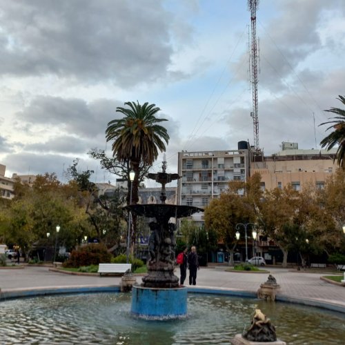 Calor persistente y tormentas aisladas marcarán el jueves