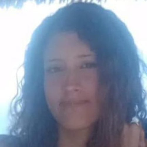 Desapareció una joven en Santa Lucía y su familia solicita ayuda para encontrarla
