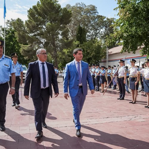 Orrego encabezó el relevo del subjefe policial, presentó la nueva plana mayor y entregó movilidades para reforzar la seguridad