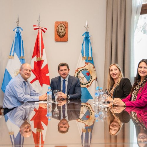 Orrego recibió al embajador de Canadá en Argentina